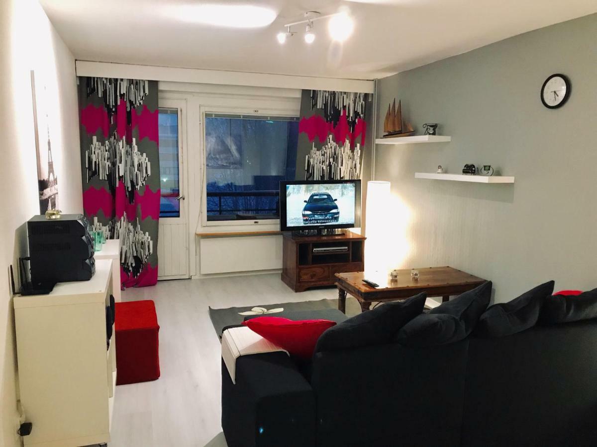 Kemi City L Near Snowcastle, 2 Rooms, Kitchen, Glazed Balcony, Free Parking On Street Esterno foto
